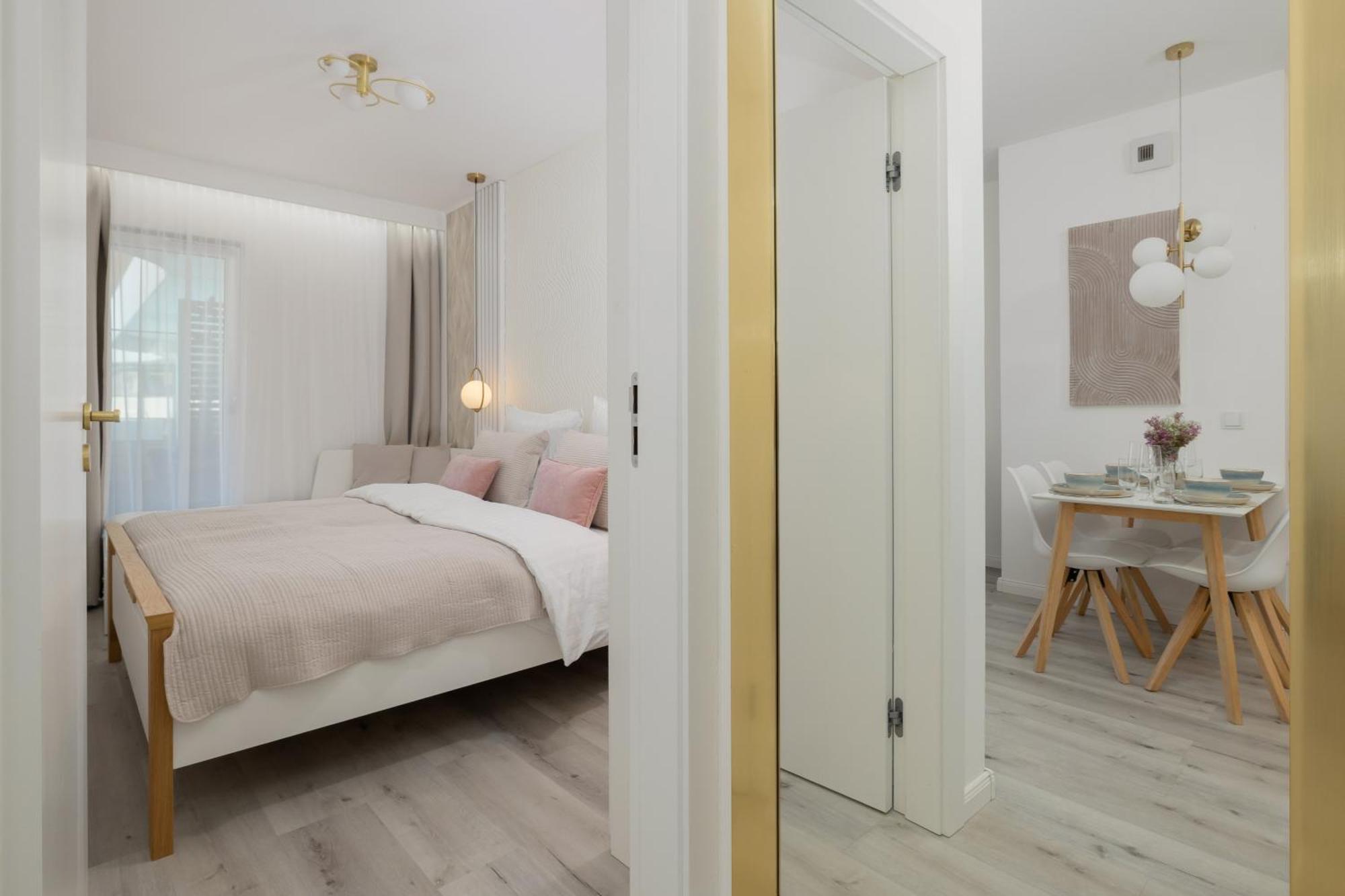 Baltic Waves Resort Apartment A012 Free Parking Miedzyzdroje Eksteriør billede